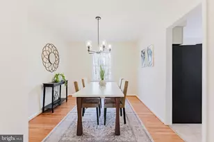 5802 Silchester St, Burke, VA 22015 - Photo 11