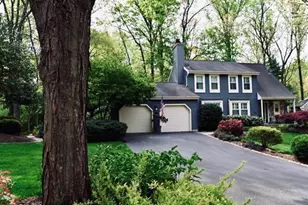 5818 New England Woods Dr, Burke, VA 22015 - Photo 7