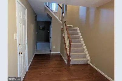 2426 Clover Field Circle, Herndon, VA 20171 - Photo 5