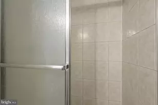 11654 Stoneview Square, Reston, VA 20191 - Photo 25