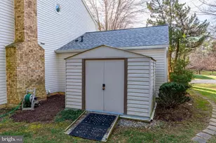 10332 Dunn Meadow Rd, Vienna, VA 22182 - Photo 63