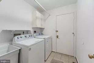 10332 Dunn Meadow Rd, Vienna, VA 22182 - Photo 29