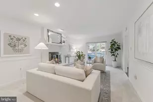 10332 Dunn Meadow Rd, Vienna, VA 22182 - Photo 19