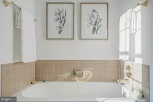 10332 Dunn Meadow Rd, Vienna, VA 22182 - Photo 43