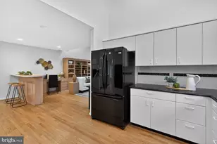 1419 Belcastle Ct, Reston, VA 20194 - Photo 17