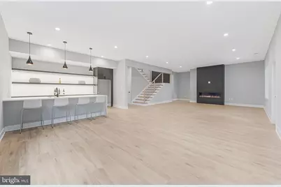 1052 Balls Hill Road, McLean, VA 22101 - Photo 35