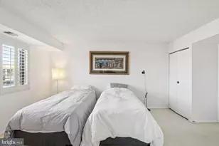 5904 Mt Eagle Dr, Alexandria, VA 22303 - Photo 15