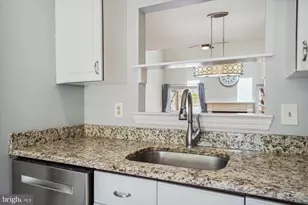 13508 Coates Ln, Herndon, VA 20171 - Photo 9