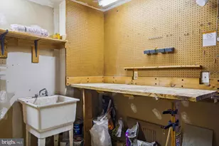 13508 Coates Ln, Herndon, VA 20171 - Photo 37