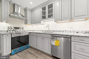 1830 Clifdale Ct, Vienna, VA 22182 - Photo 7