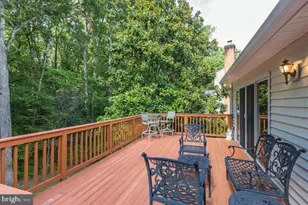 7893 Godolphin Dr, Springfield, VA 22153 - Photo 19