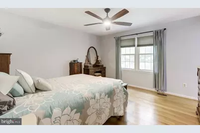 7893 Godolphin Drive, Springfield, VA 22153 - Photo 9