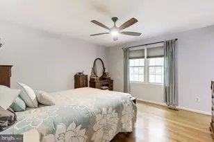 7893 Godolphin Dr, Springfield, VA 22153 - Photo 9