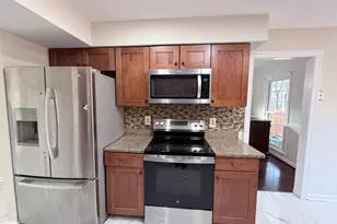 5900 Parenham Way, Alexandria, VA 22310 - Photo 9