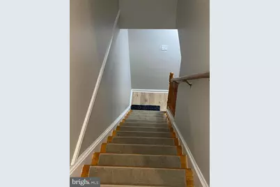 8326 Glastonbury Court, Annandale, VA 22003 - Photo 11