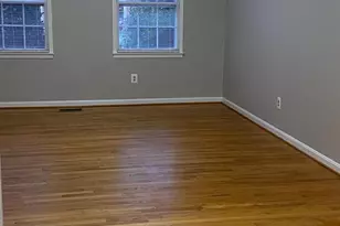 8326 Glastonbury Ct, Annandale, VA 22003 - Photo 13