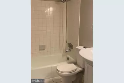 8326 Glastonbury Court, Annandale, VA 22003 - Photo 3