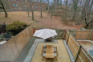 5818 Torington Dr, Springfield, VA 22152 - Photo 31