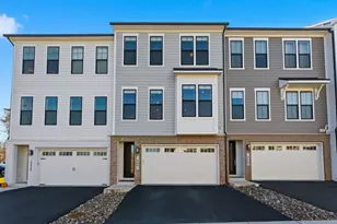 14661 Battery Ridge Ln, Centreville, VA 20120 - Photo 1