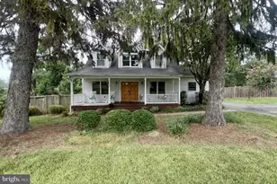 6215 Edison Dr, Alexandria, VA 22310 - Photo 1