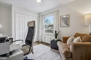 6215 Edison Dr, Alexandria, VA 22310 - Photo 53