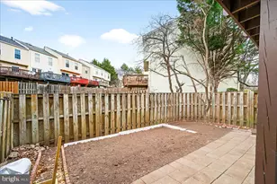 14200 Beddingfield Way, Centreville, VA 20121 - Photo 41