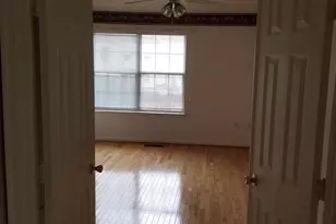 14200 Beddingfield Way, Centreville, VA 20121 - Photo 11