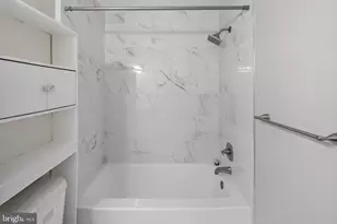 10114 Oakton Terrace Rd, Oakton, VA 22124 - Photo 17