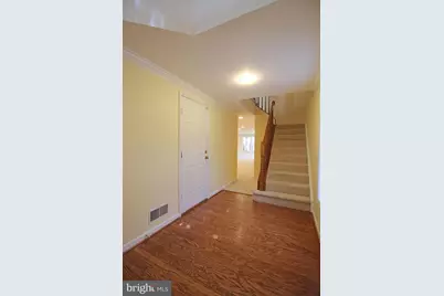 11799 Valley Ridge Circle, Fairfax, VA 22033 - Photo 3