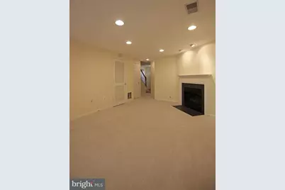 11799 Valley Ridge Circle, Fairfax, VA 22033 - Photo 5