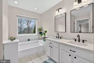 6403 Guard Mt Ct, Centreville, VA 20121 - Photo 21