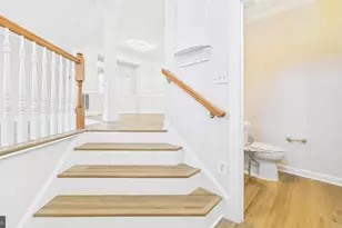 12413 Dorforth Dr, Fairfax, VA 22033 - Photo 3