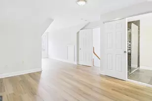 12413 Dorforth Dr, Fairfax, VA 22033 - Photo 45