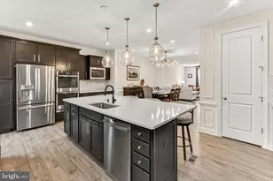 3849 Rainier Dr, Fairfax, VA 22033 - Photo 19