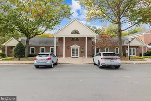 12101 Green Leaf Ct, Fairfax, VA 22033 - Photo 29