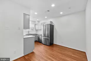 12101 Green Leaf Ct, Fairfax, VA 22033 - Photo 11