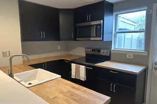 4308 Pembrook Village Dr, Alexandria, VA 22309 - Photo 3