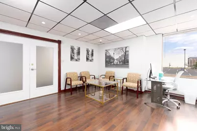 8206 Leesburg Pike #201, Vienna, VA 22182 - Photo 5