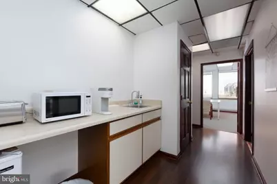 8206 Leesburg Pike #201, Vienna, VA 22182 - Photo 7