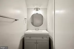 3936 Woodhue Pl, Alexandria, VA 22309 - Photo 9