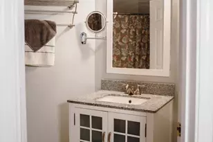 4408 Helmsford Ln, Fairfax, VA 22033 - Photo 17