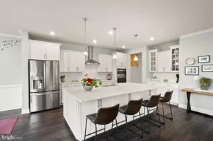 9516 Sanger St, Lorton, VA 22079 - Photo 9