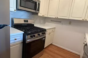 12919 Alton Square, Herndon, VA 20170 - Photo 9