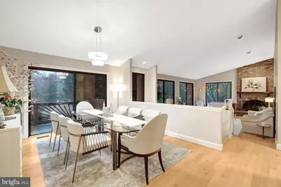 10809 Nicholsridge Road, Great Falls, VA 22066 - Photo 9