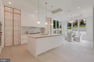 8757 Brook Rd, McLean, VA 22102 - Photo 15