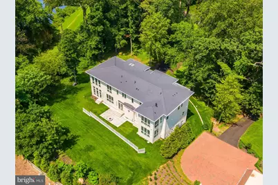 8757 A Brook Road, McLean, VA 22102 - Photo 45