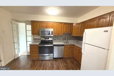 3699 Persimmon Circle, Fairfax, VA 22031 - Photo 5