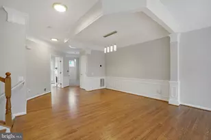 6142 Manchester Park Cir, Alexandria, VA 22310 - Photo 11