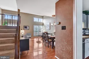 14135 Betsy Ross Ln, Centreville, VA 20121 - Photo 5