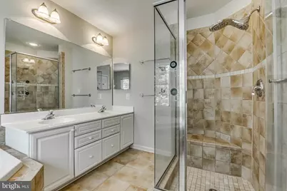 122 Shepherdson Lane NE, Vienna, VA 22180 - Photo 23